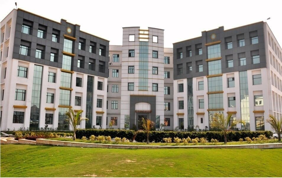 ITS Dental College image